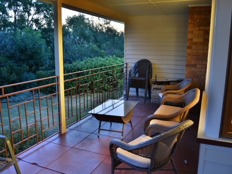 222 East Street, Warwick QLD 4370