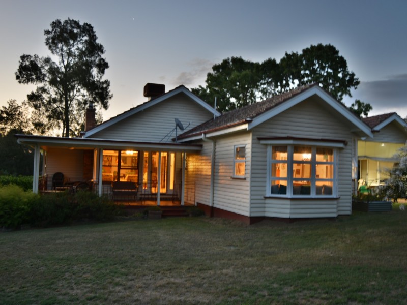 222 East Street, Warwick QLD 4370
