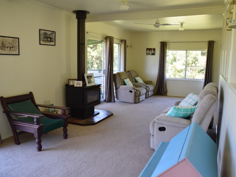 72 Goulds Falls Road, Killarney QLD 4373