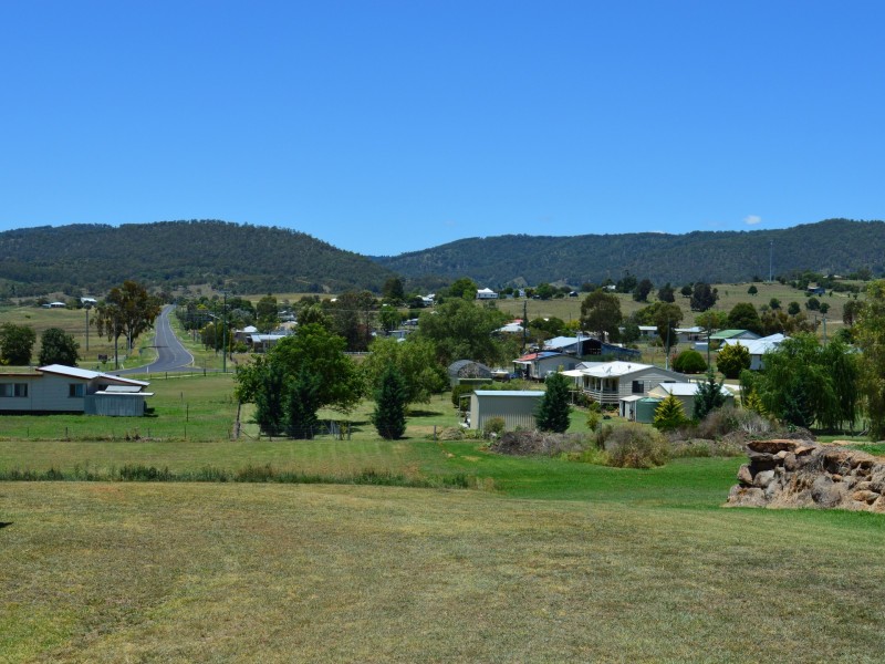 9 Cedar Street, Killarney QLD 4373