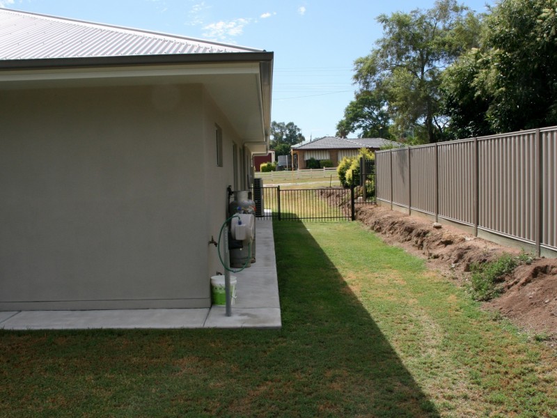 13-15 Diery Street, Warwick QLD 4370