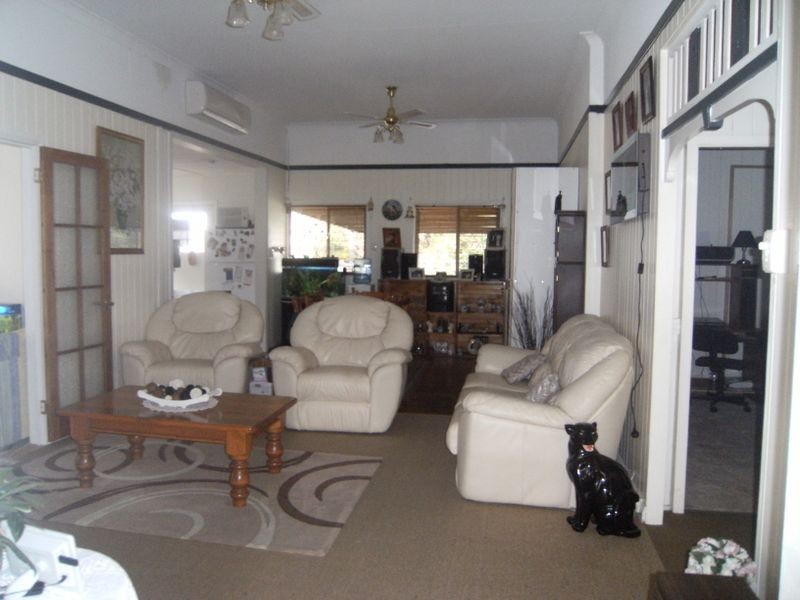 30 Stewart Avenue, Warwick QLD 4370