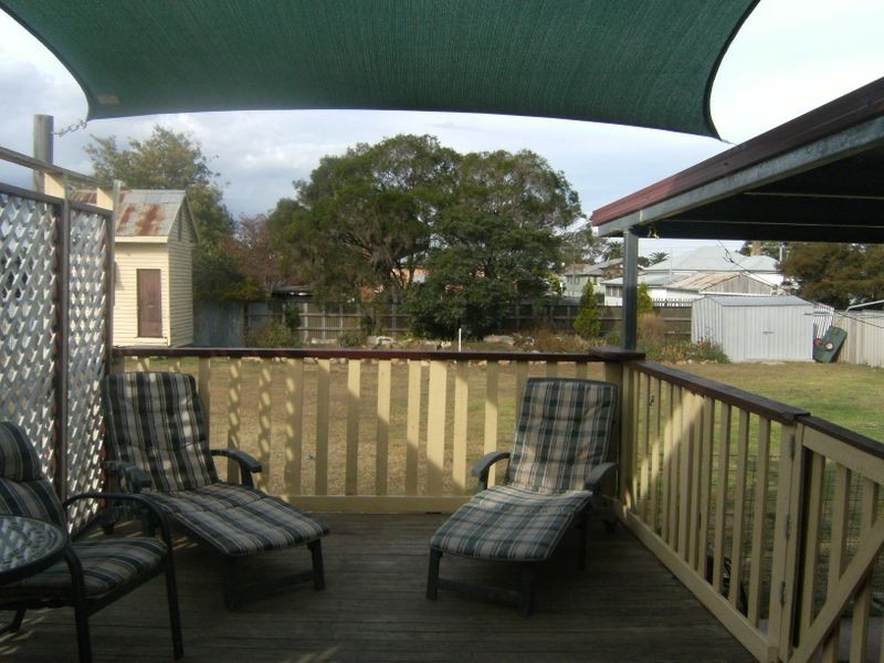 30 Stewart Avenue, Warwick QLD 4370