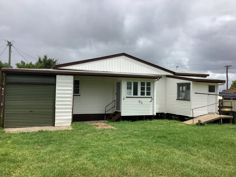 6 Wattle Avenue, Warwick QLD 4370