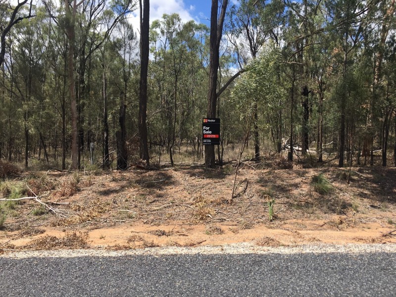 4 Stonehenge Road, Leyburn QLD 4365