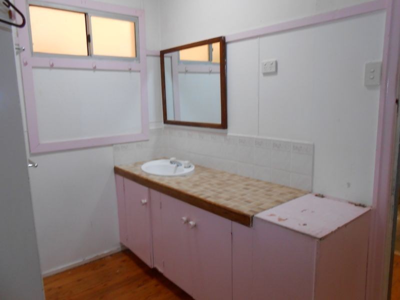 22 Glen Road, Warwick QLD 4370