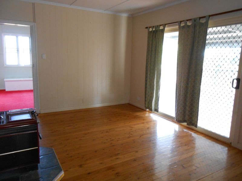 22 Glen Road, Warwick QLD 4370