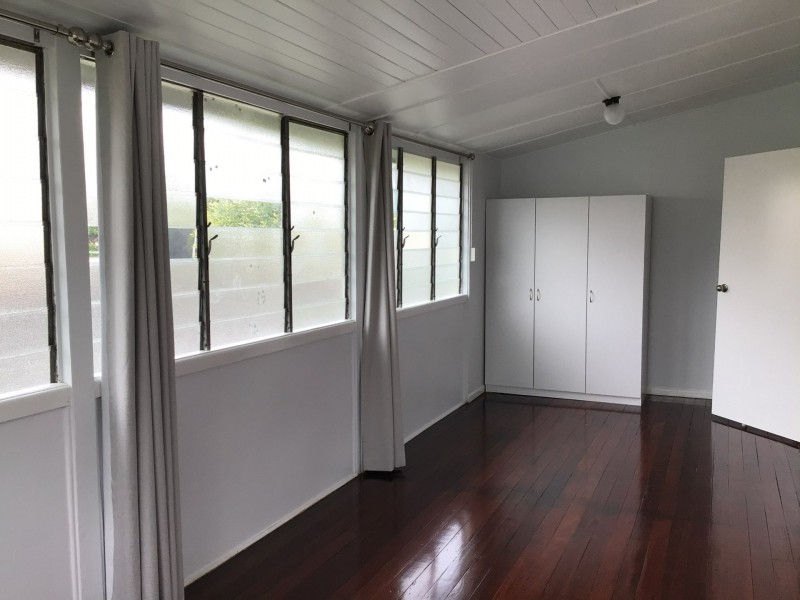 11 Wallace Street, Warwick QLD 4370
