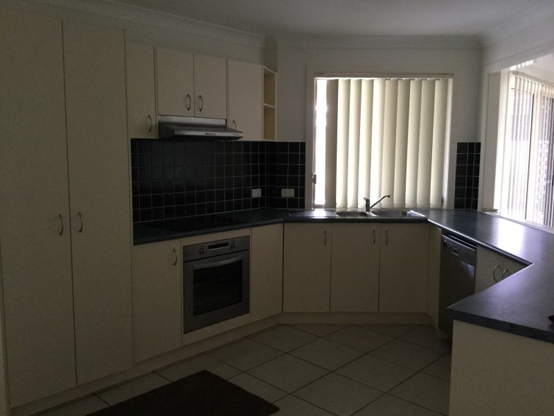 75 East Street, Warwick QLD 4370