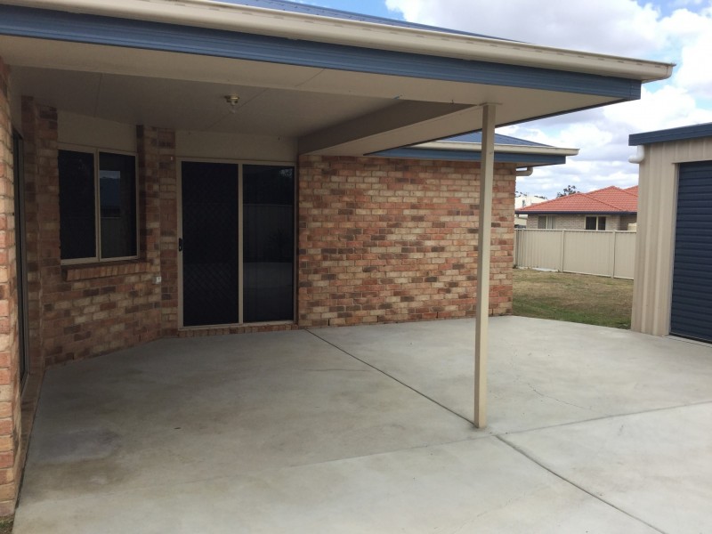 75 East Street, Warwick QLD 4370