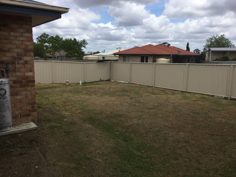 75 East Street, Warwick QLD 4370