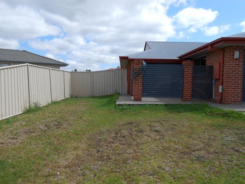 1/6 Charisma Court, Warwick QLD 4370