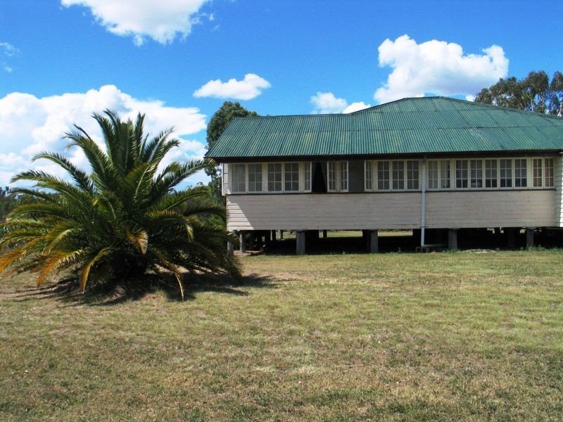208 Upper Wheatvale Road, Deuchar QLD 4362