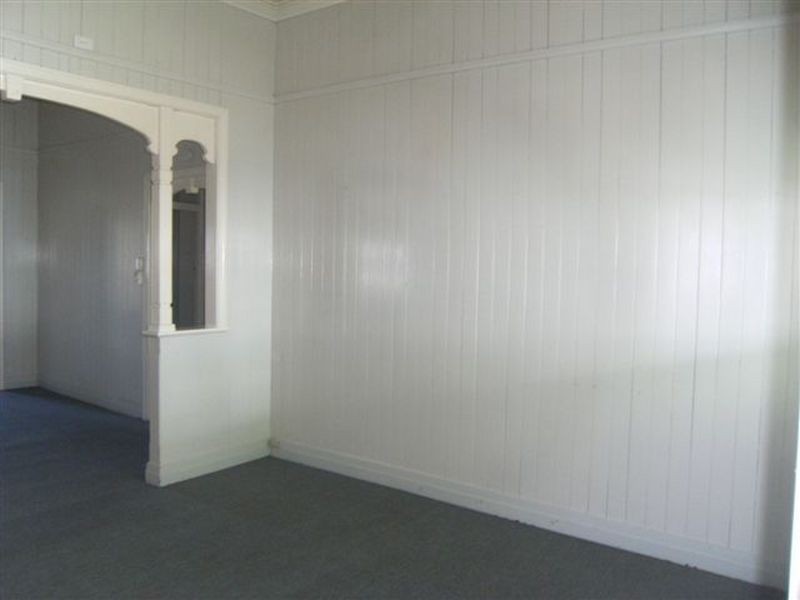 37 Wood Street, Warwick QLD 4370