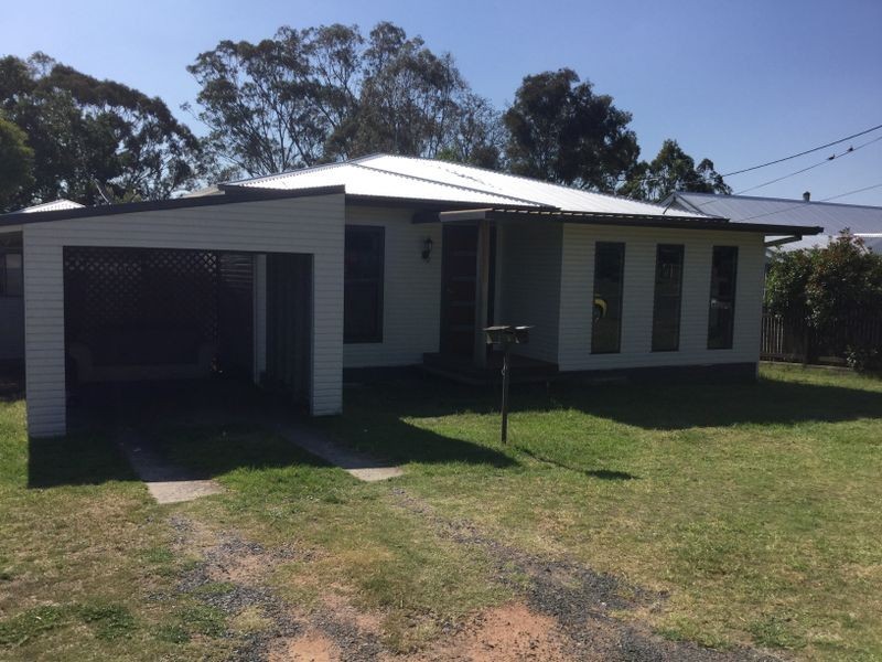 5 Warrienbah Street, Warwick QLD 4370