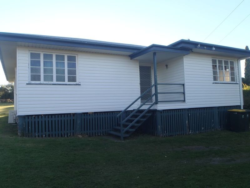 52 Pine Street, Killarney QLD 4373