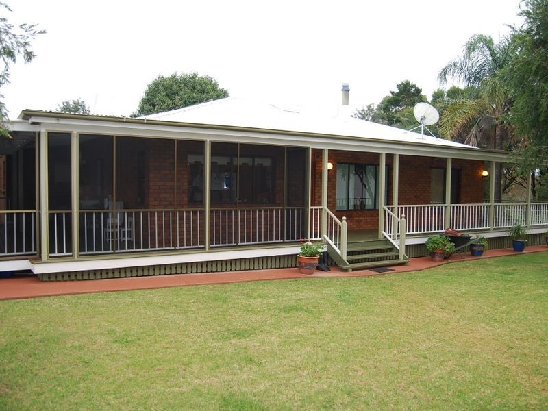 208 Markeys Lane, Yangan QLD 4371
