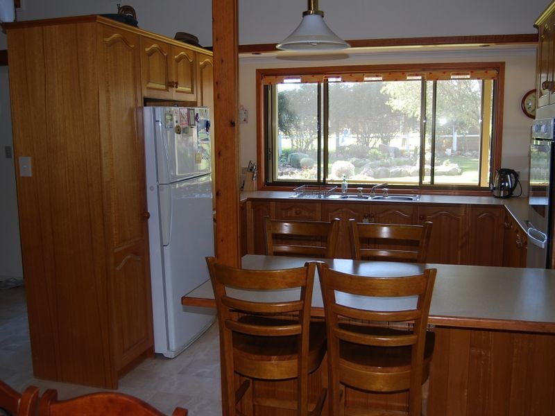 208 Markeys Lane, Yangan QLD 4371