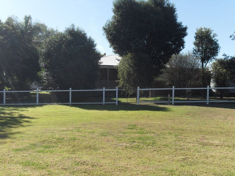 208 Markeys Lane, Yangan QLD 4371