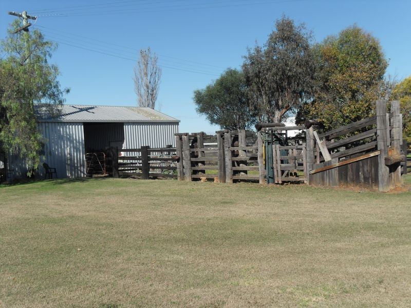 208 Markeys Lane, Yangan QLD 4371