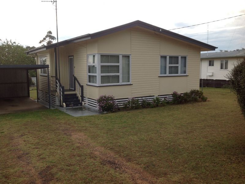 2 Evans Crescent, Warwick QLD 4370