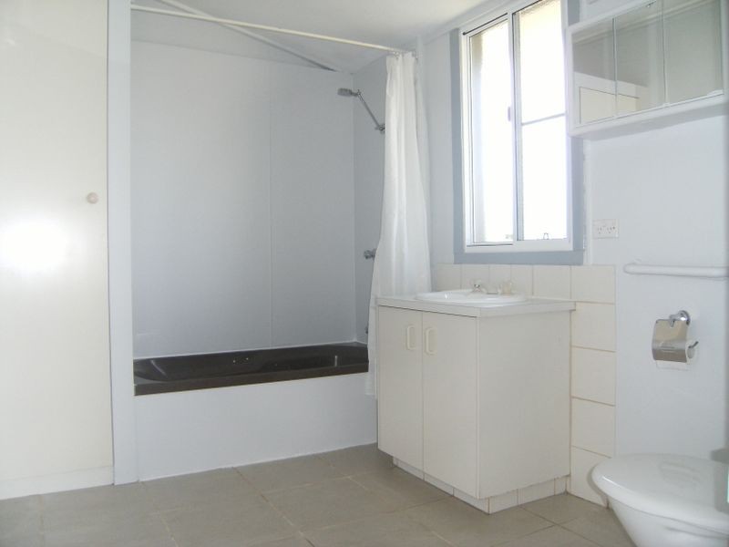 32 Lyons Street,, Warwick QLD 4370