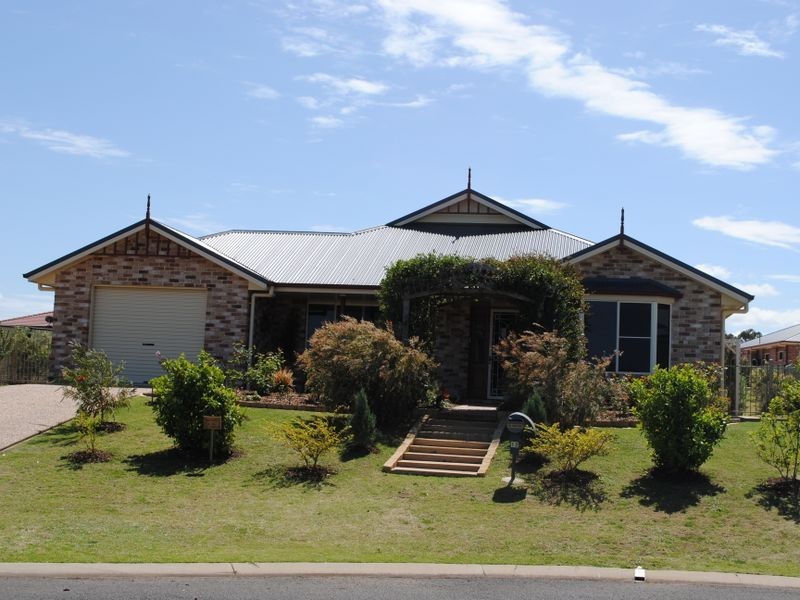 12 Hans Borgar Circuit, Warwick QLD 4370