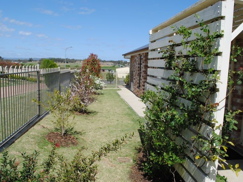 12 Hans Borgar Circuit, Warwick QLD 4370