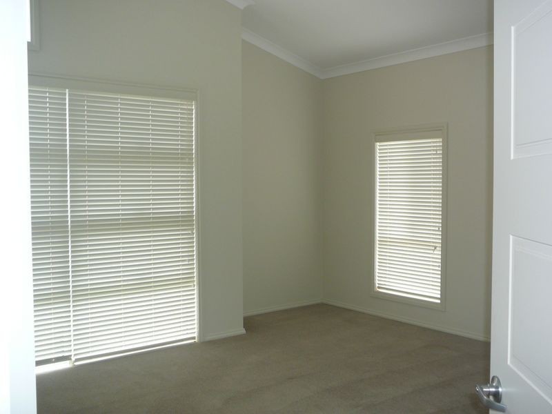 11 Floribunda Avenue, Warwick QLD 4370