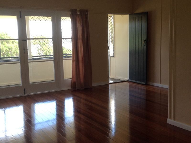 17 Clowes Crescent, Warwick QLD 4370