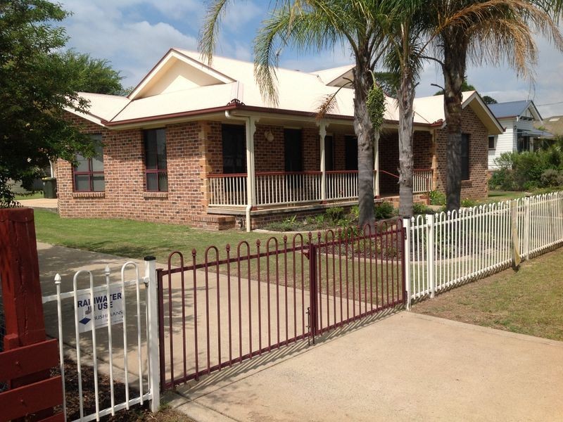52 Pratten Street, Warwick QLD 4370