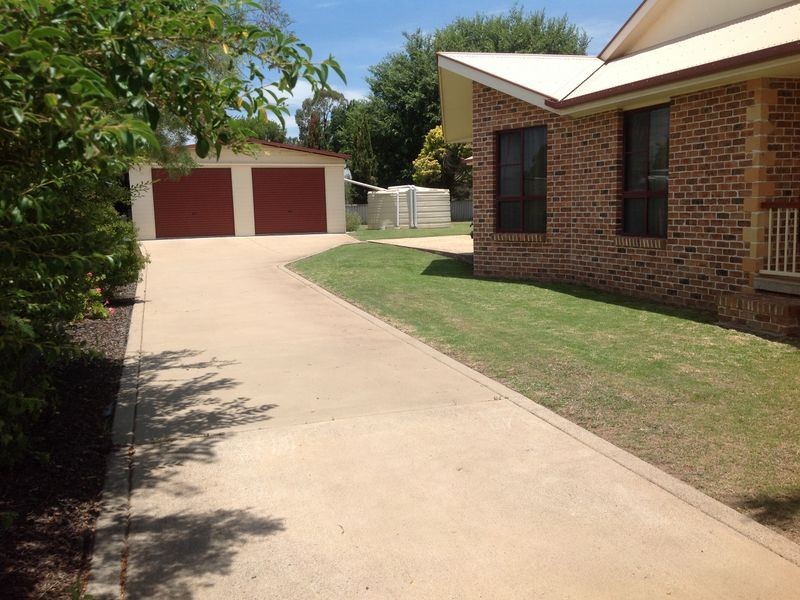 52 Pratten Street, Warwick QLD 4370