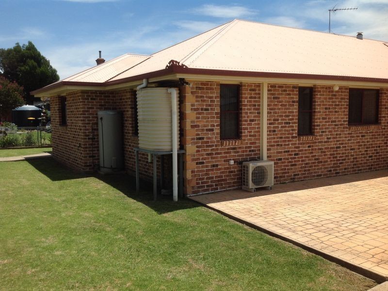 52 Pratten Street, Warwick QLD 4370