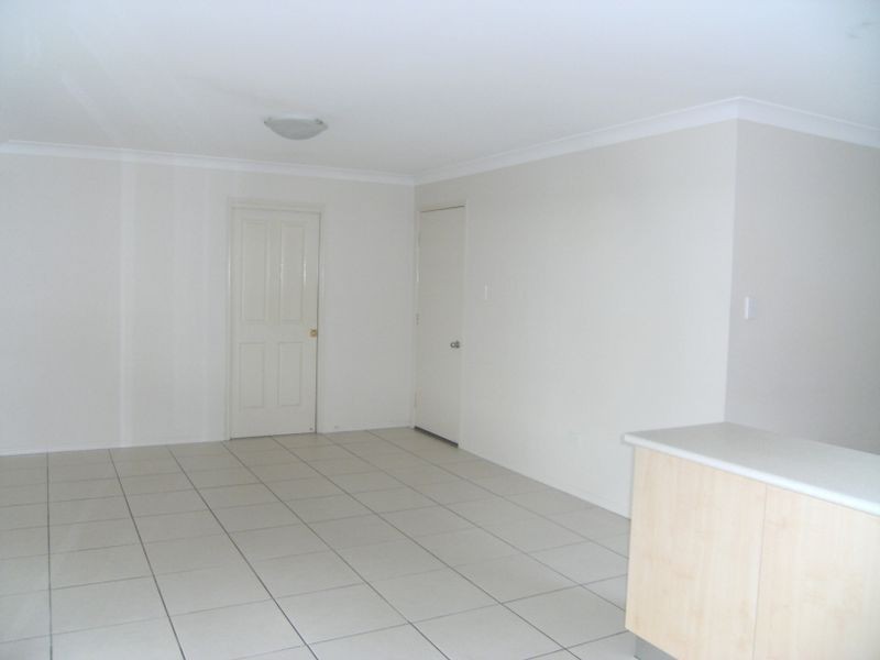 2/6 Bertram Street, Warwick QLD 4370