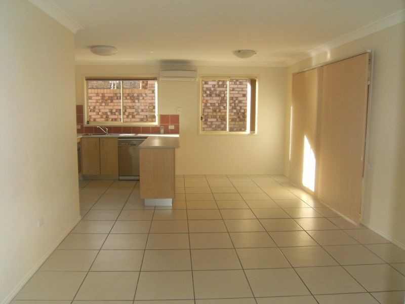 2/6 Bertram Street, Warwick QLD 4370