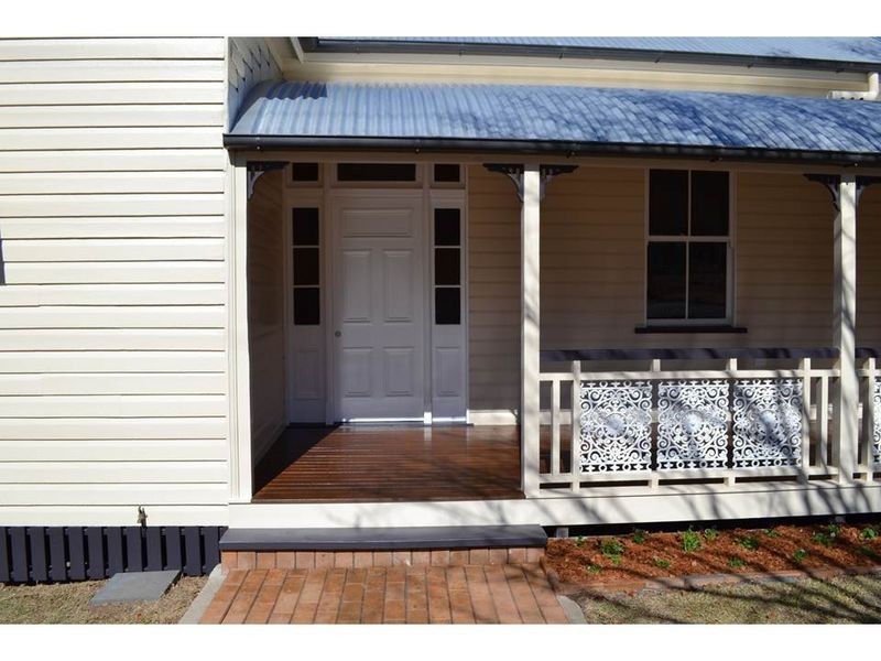 34 Glen Road, Warwick QLD 4370