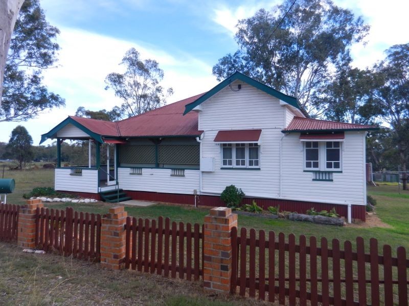 35 Conrad Street,, Warwick QLD 4370