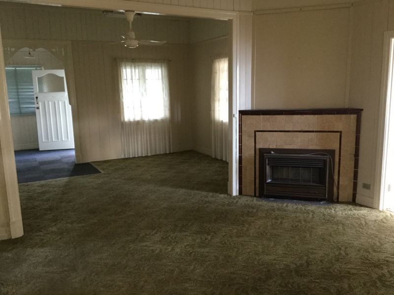 5 Wallace Street,, Warwick QLD 4370