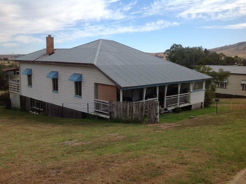 16 Pine Street, Killarney QLD 4373