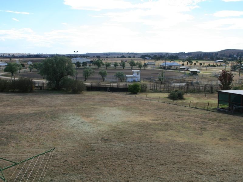 16 Pine Street, Killarney QLD 4373