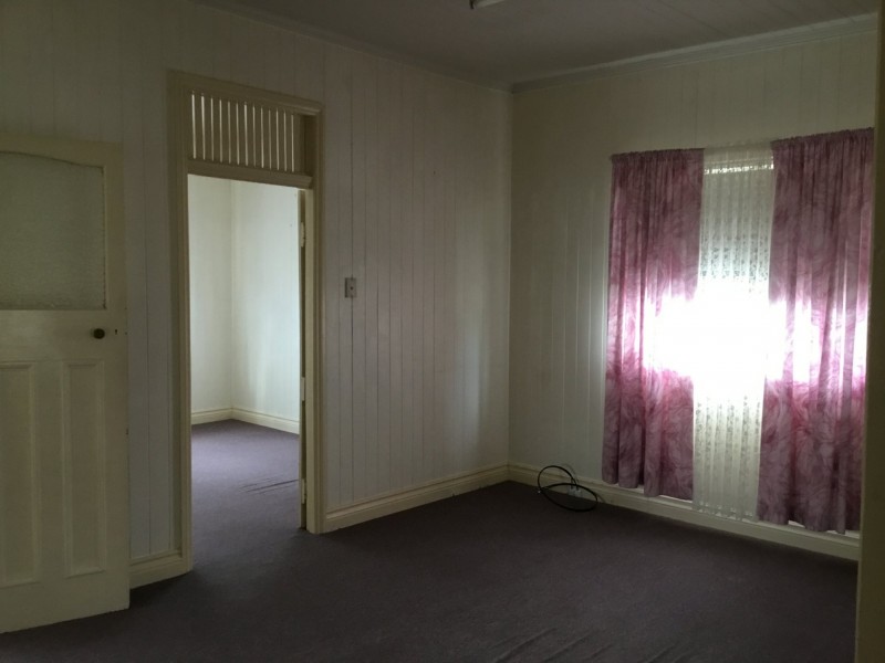 58 Pine Street, Killarney QLD 4373