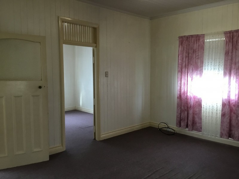 58 Pine Street, Killarney QLD 4373