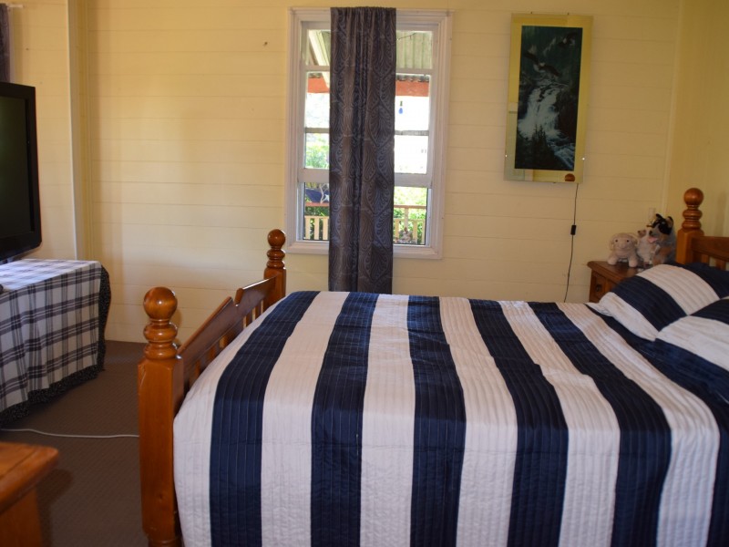 12 Marshall Street, Warwick QLD 4370