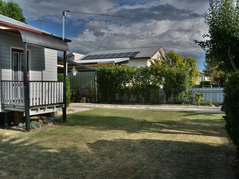 44a Stewart Avenue, Warwick QLD 4370