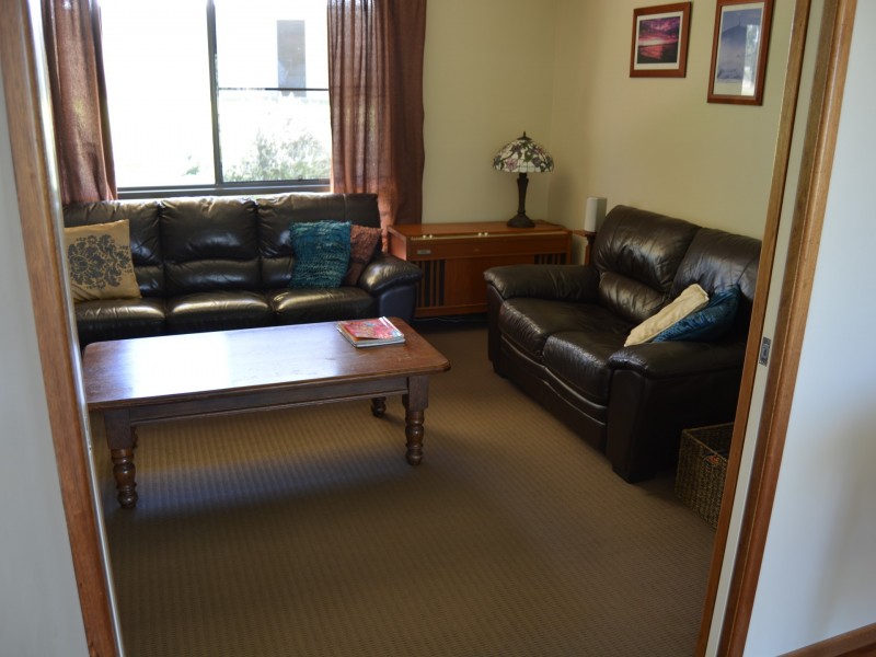 9 Holzwarts Road, Berat QLD 4362