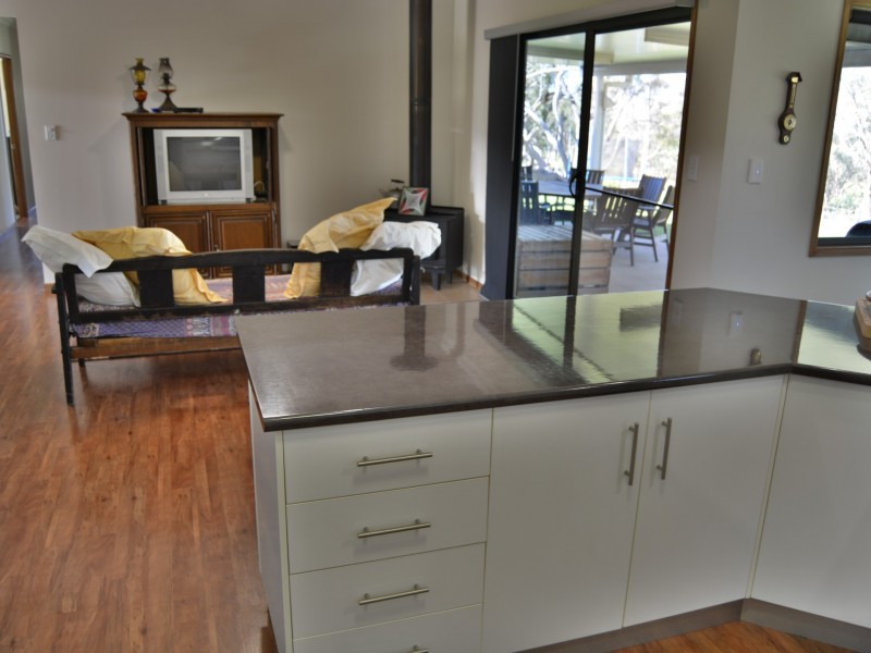 9 Holzwarts Road, Berat QLD 4362