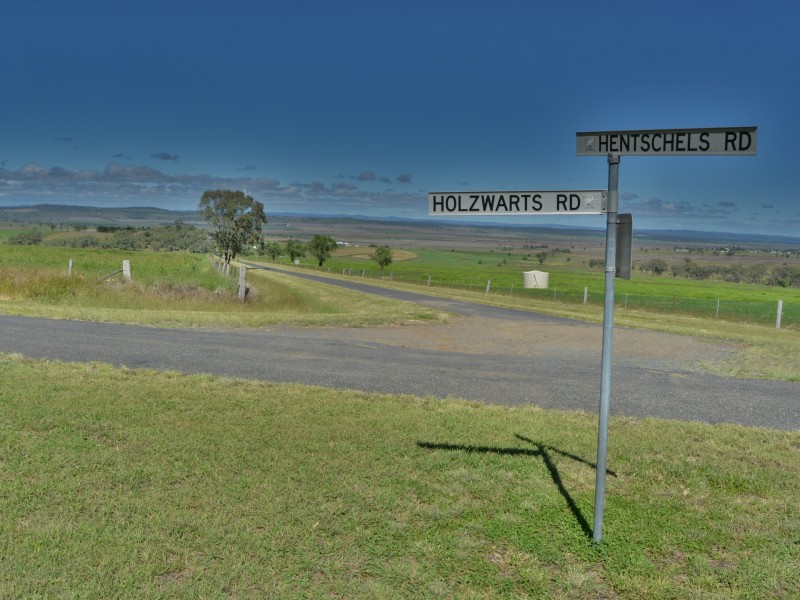 9 Holzwarts Road, Berat QLD 4362