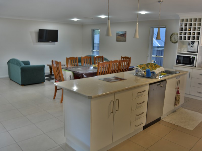 4 Rose Bud Court, Warwick QLD 4370