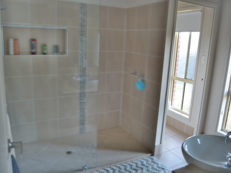 4 Rose Bud Court, Warwick QLD 4370