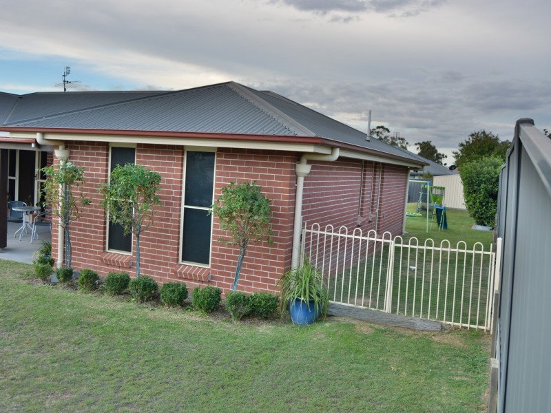 4 Rose Bud Court, Warwick QLD 4370